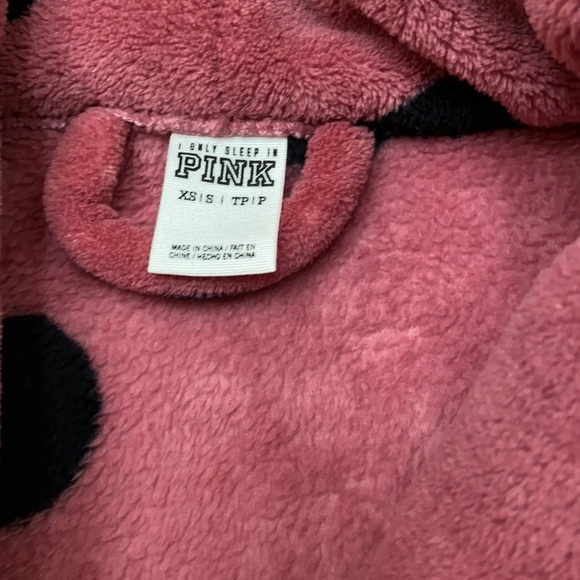 Pink Victoria’s Secret Robe XS/S - Picture 5 of 9